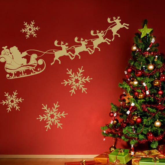 Wall Decor For Christmas
 house of decor Holiday Wall Décor