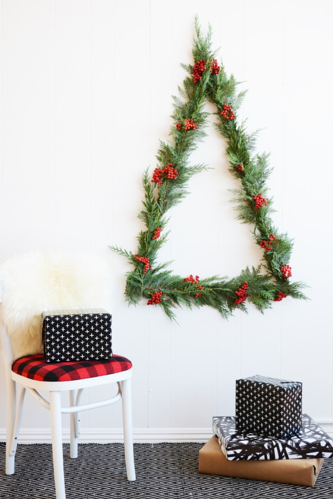 Wall Decor For Christmas
 10 DIY Wall Christmas Tree Ideas – Tip Junkie