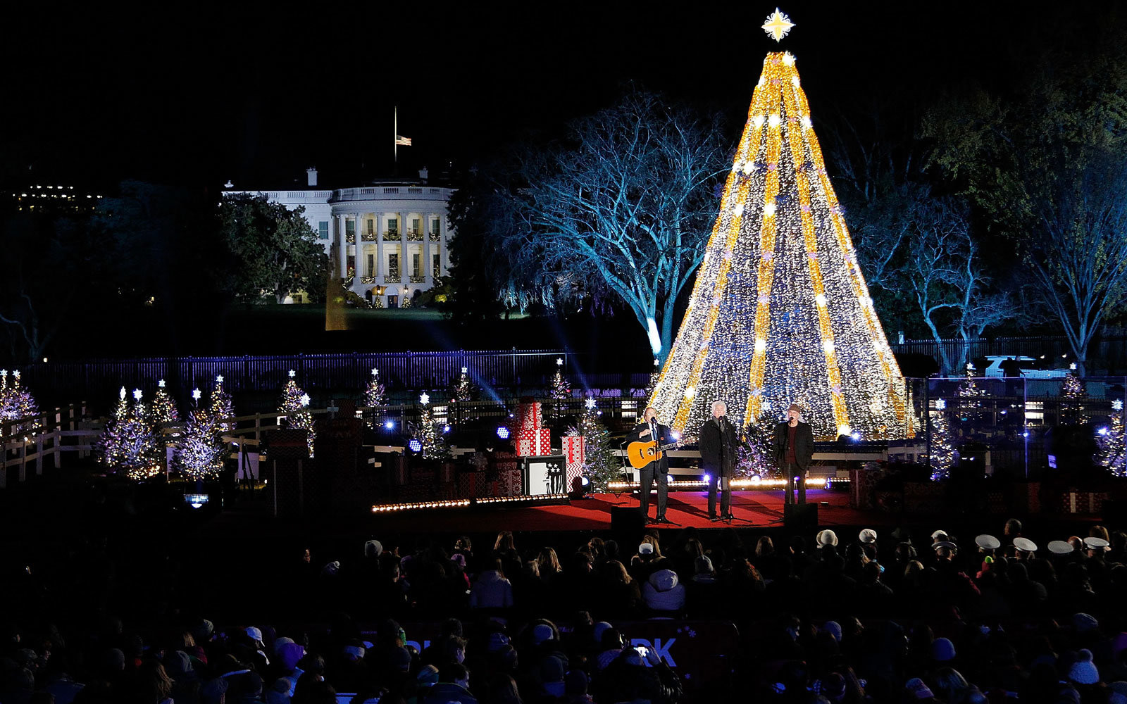White House Christmas Tree Lighting
 How to Watch the National Christmas Tree Lighting at the
