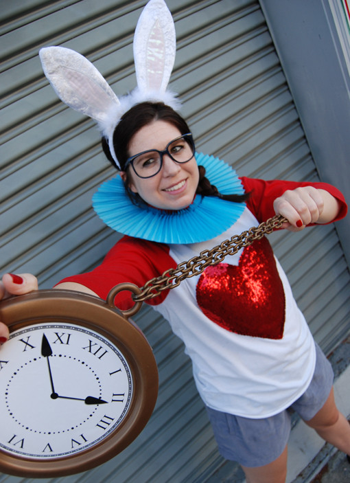 White Rabbit Costume DIY
 hippanonymous The White Rabbit