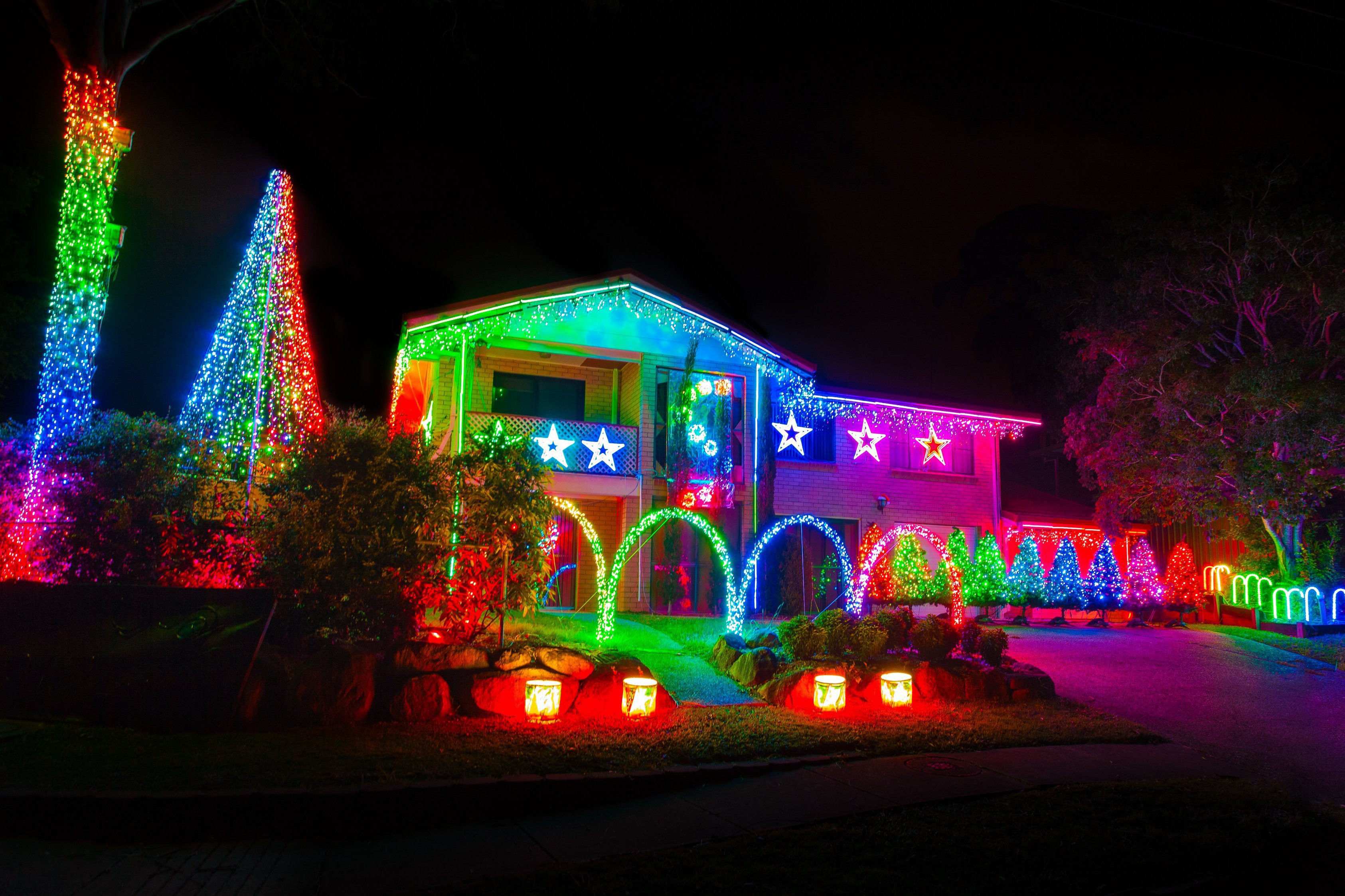 Whole House Christmas Lighting
 Best Brisbane Suburbs for Christmas Light Displays Brisbane